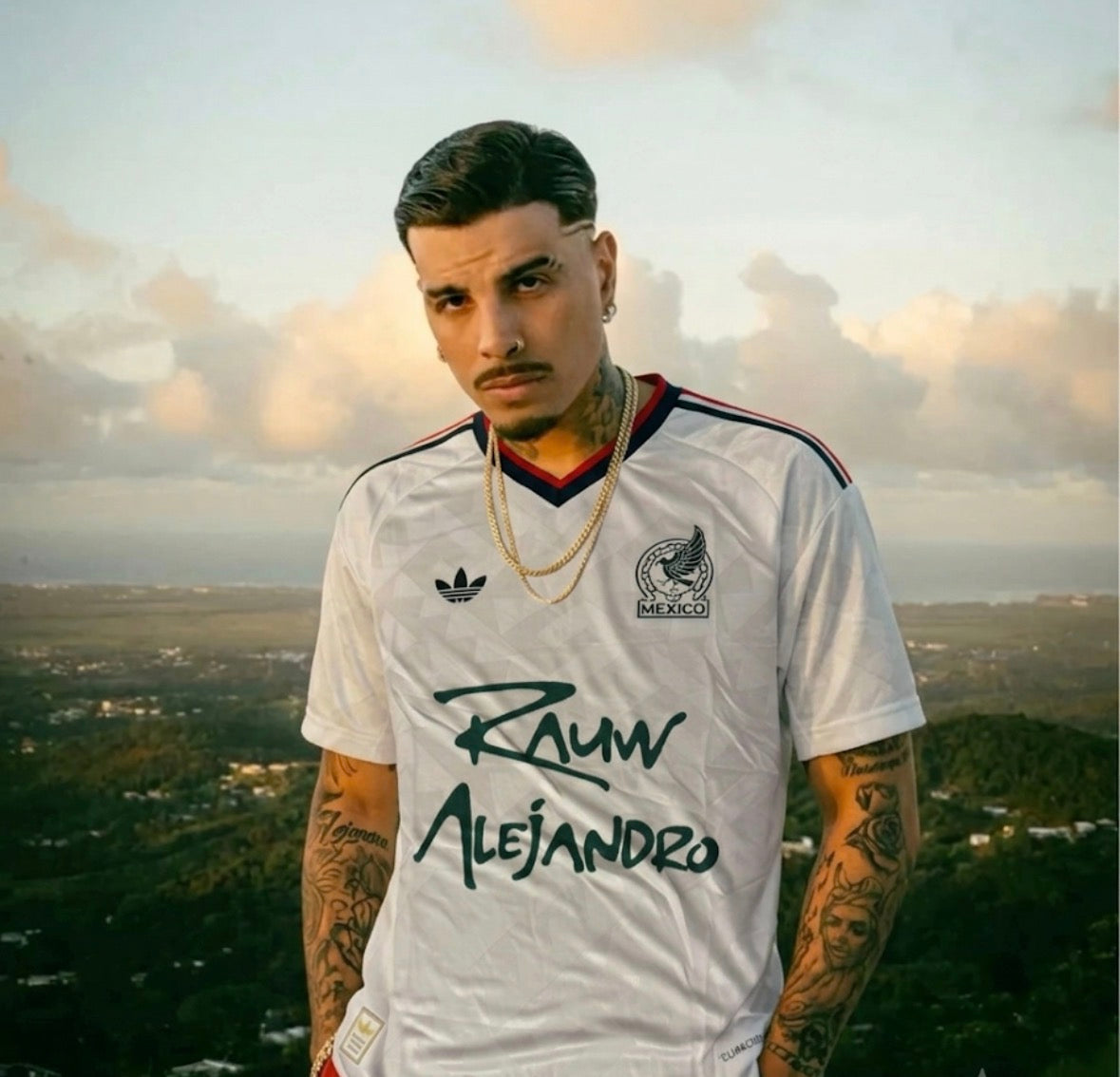 Rauw Alejandro x Mexico white