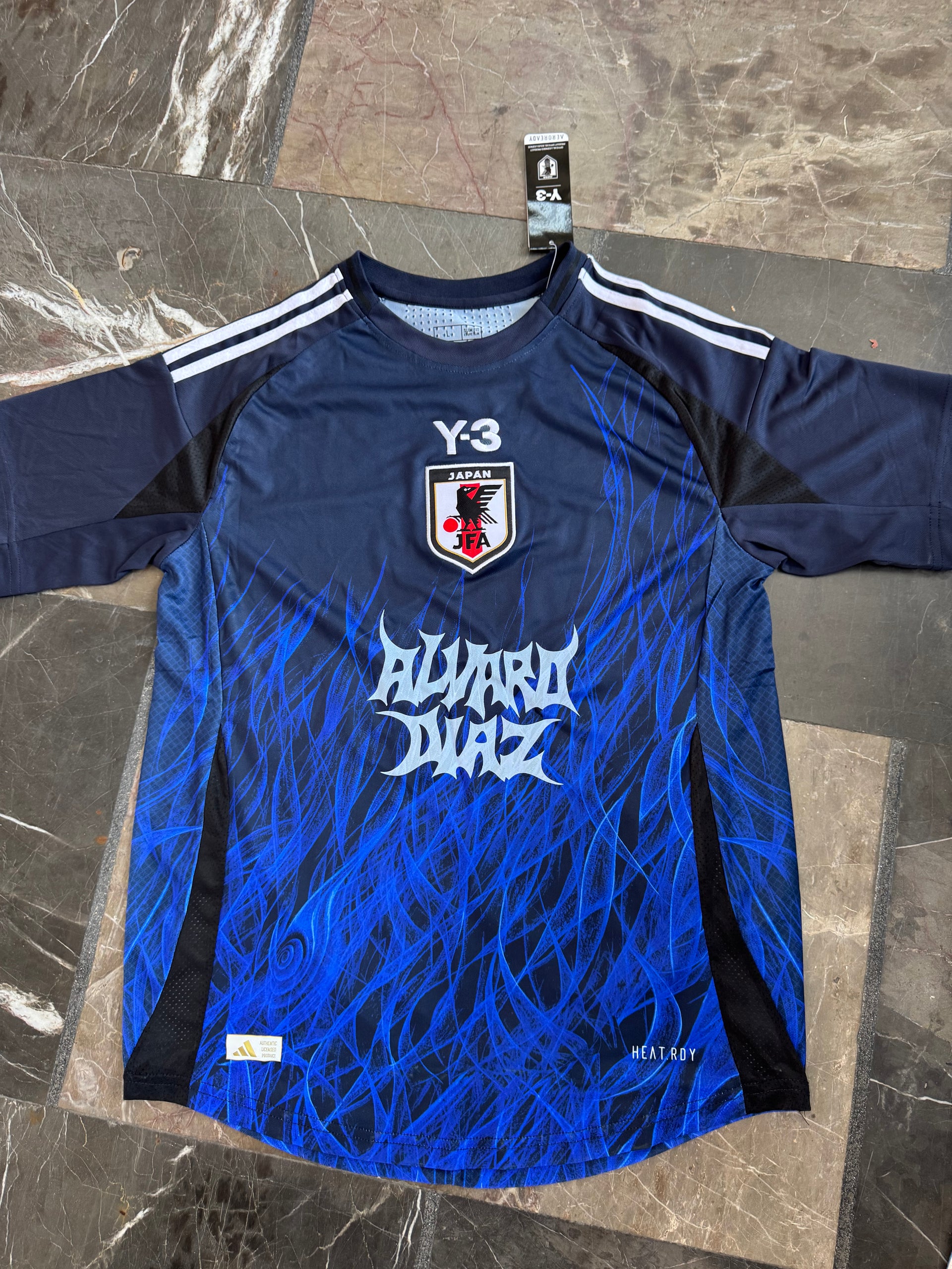 Álvaro Díaz x Japón