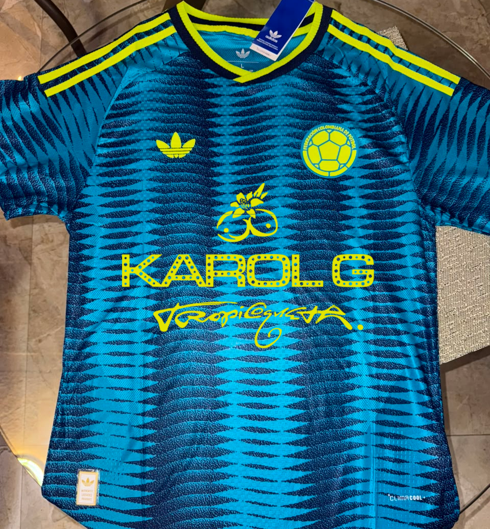 Karol G x Colombia Away 🇨🇴